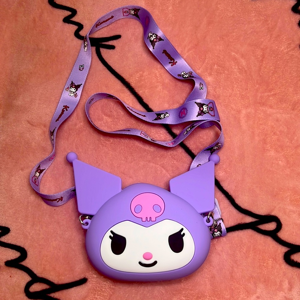 Small crossbody bag